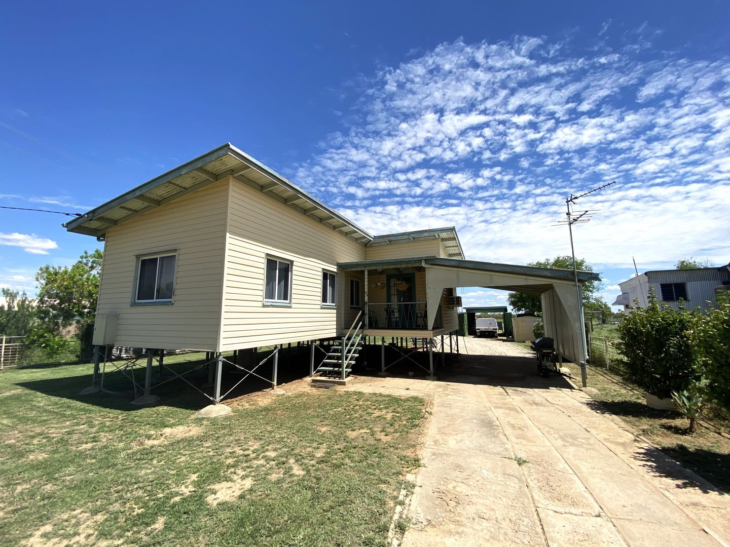 20 Elderslie Street, Winton QLD 4735 Domain