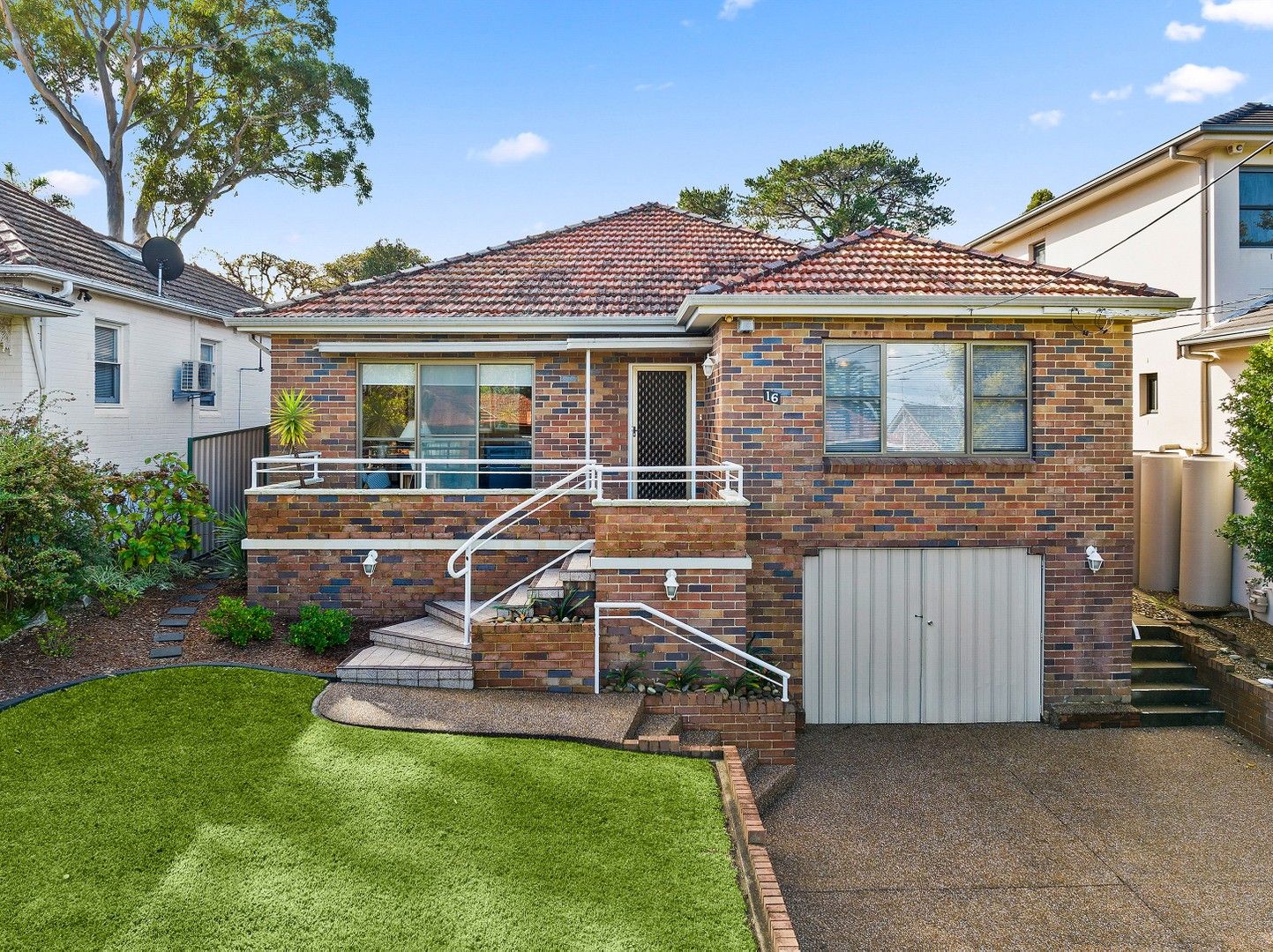 16 Taro Street, Blakehurst NSW 2221, Image 0