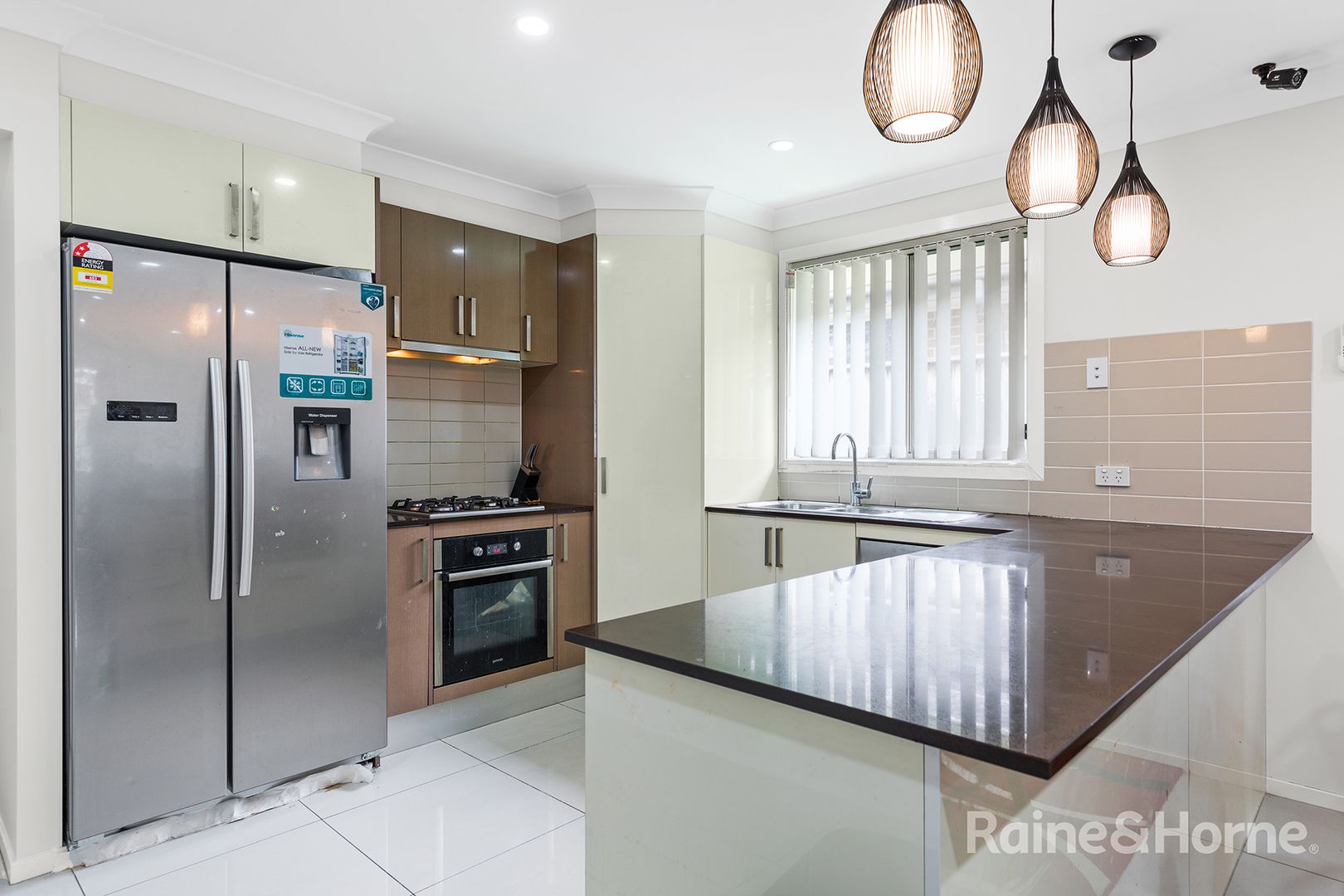 11 Grampian Avenue, Minto NSW 2566 House For Rent 650 Domain