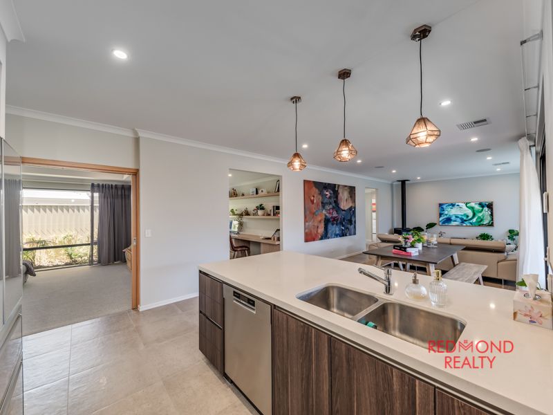 11 Kewarra Avenue, Burns Beach WA 6028, Image 0