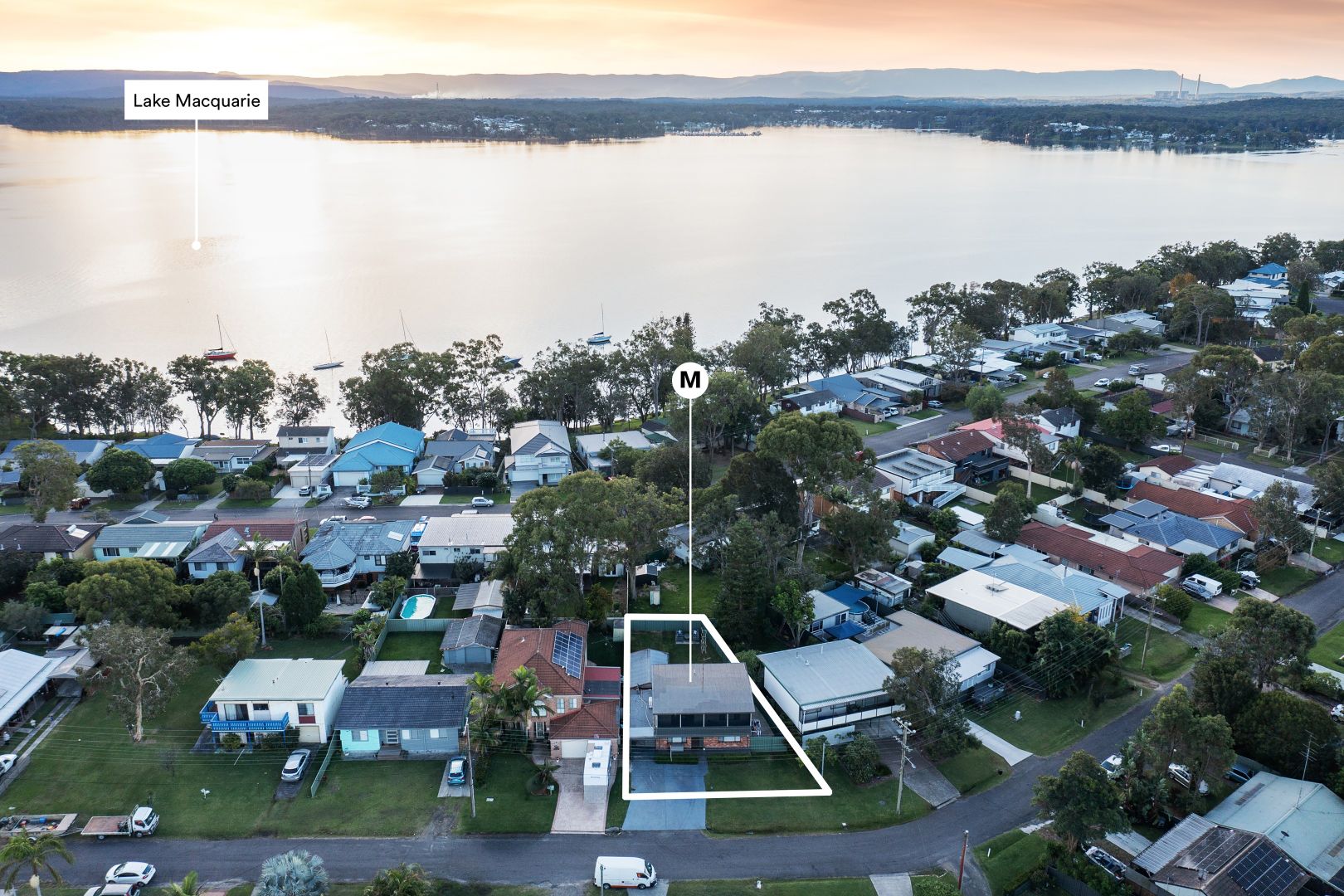 17 Bambara Avenue, Summerland Point NSW 2259 Domain