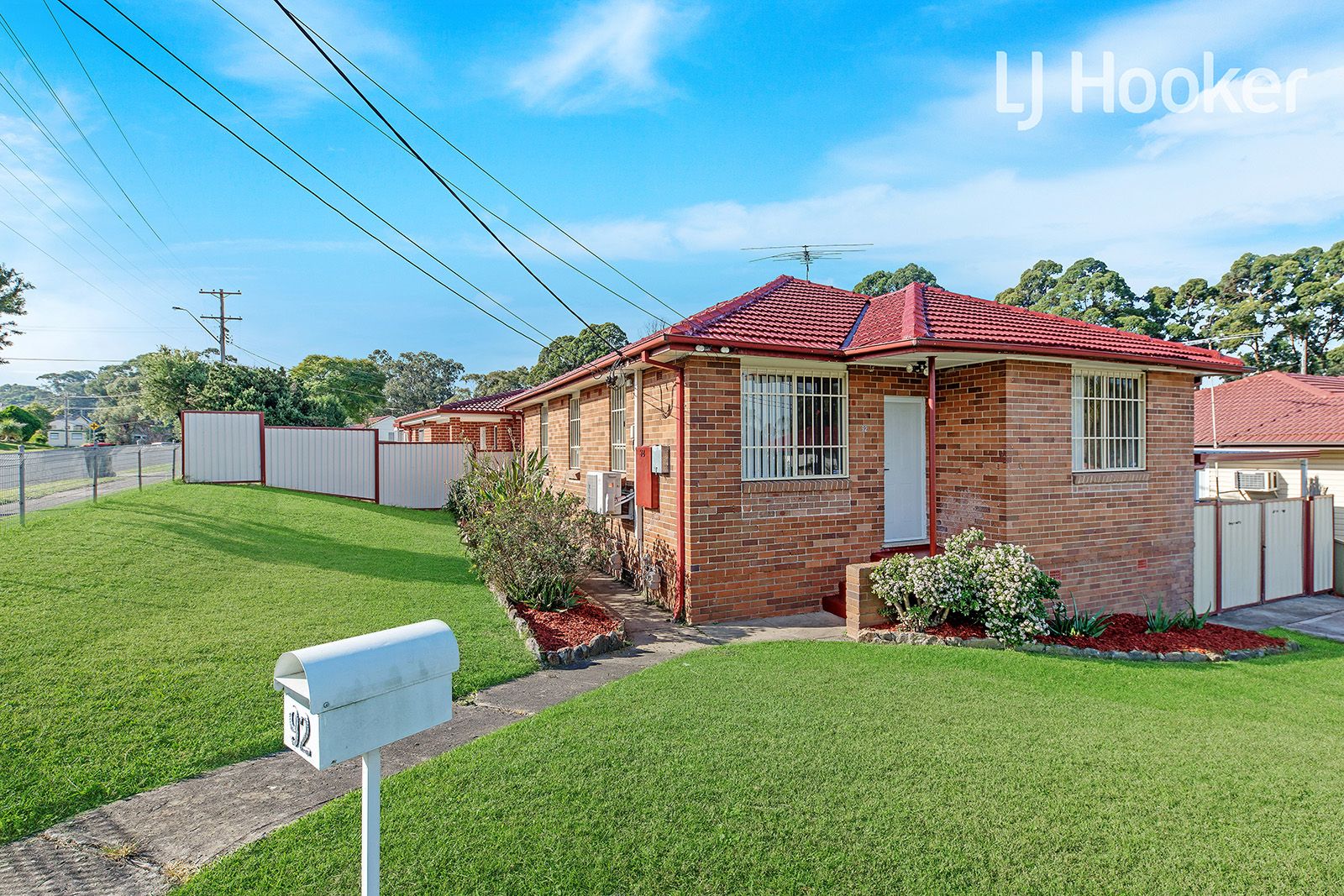 92 + 92a Townview Road, Mount Pritchard NSW 2170, Image 2