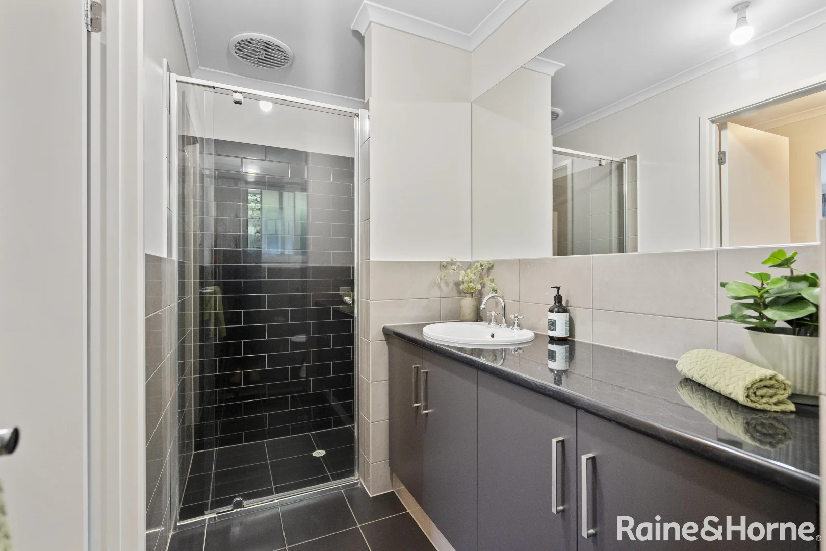 Additional image 11 of 19 Matthews Street, Strathalbyn SA 5255