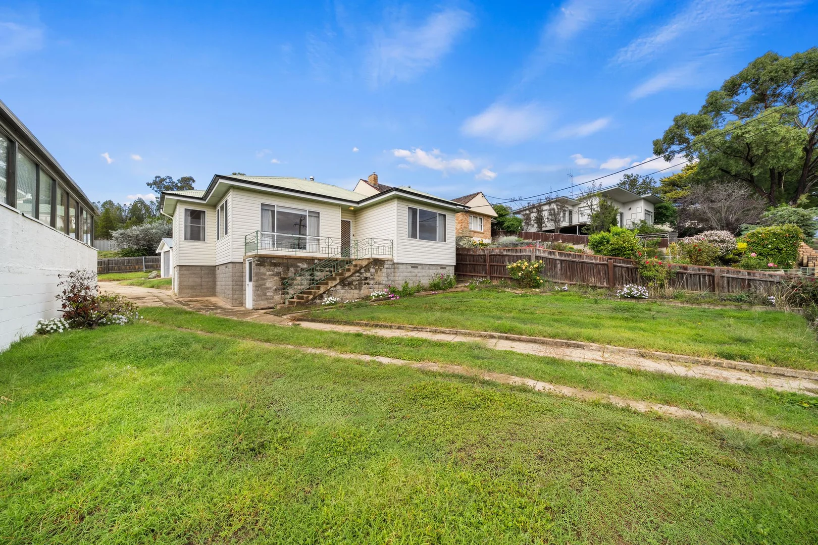 254 Sharp St, Cooma NSW 2630