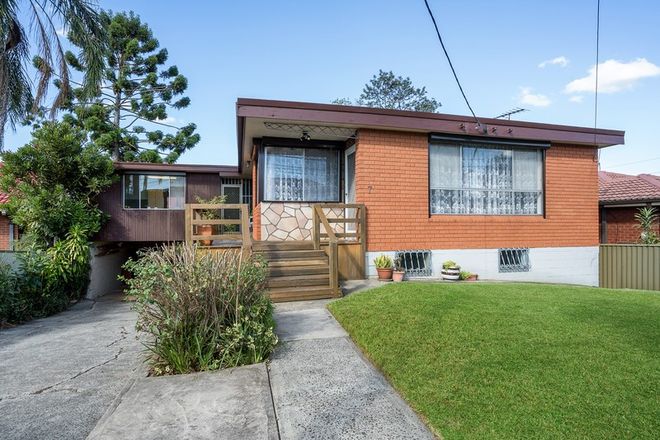 Picture of 7 Julianne Place, CANLEY HEIGHTS NSW 2166