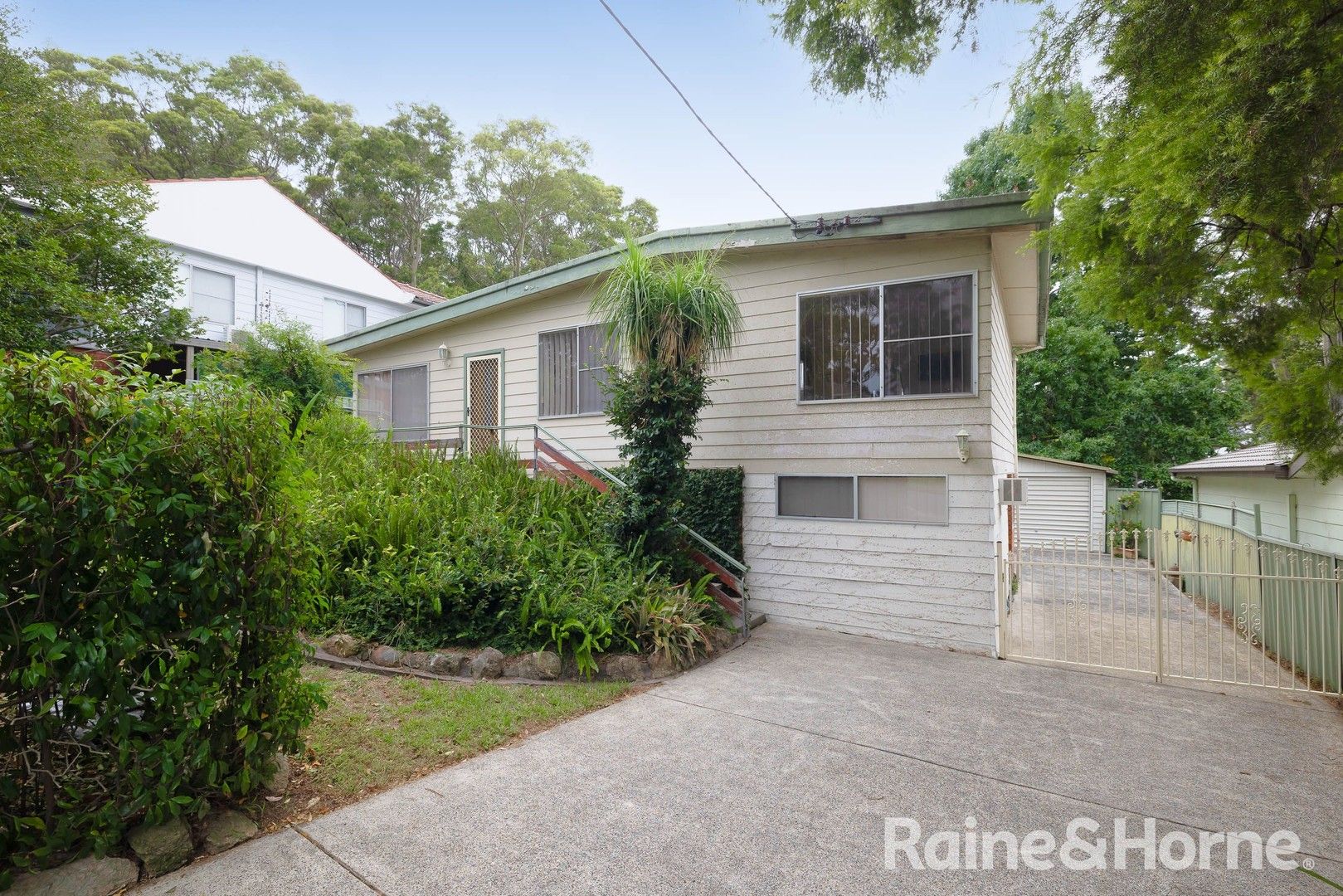 15 Hutcheson Avenue, Rankin Park NSW 2287, Image 0