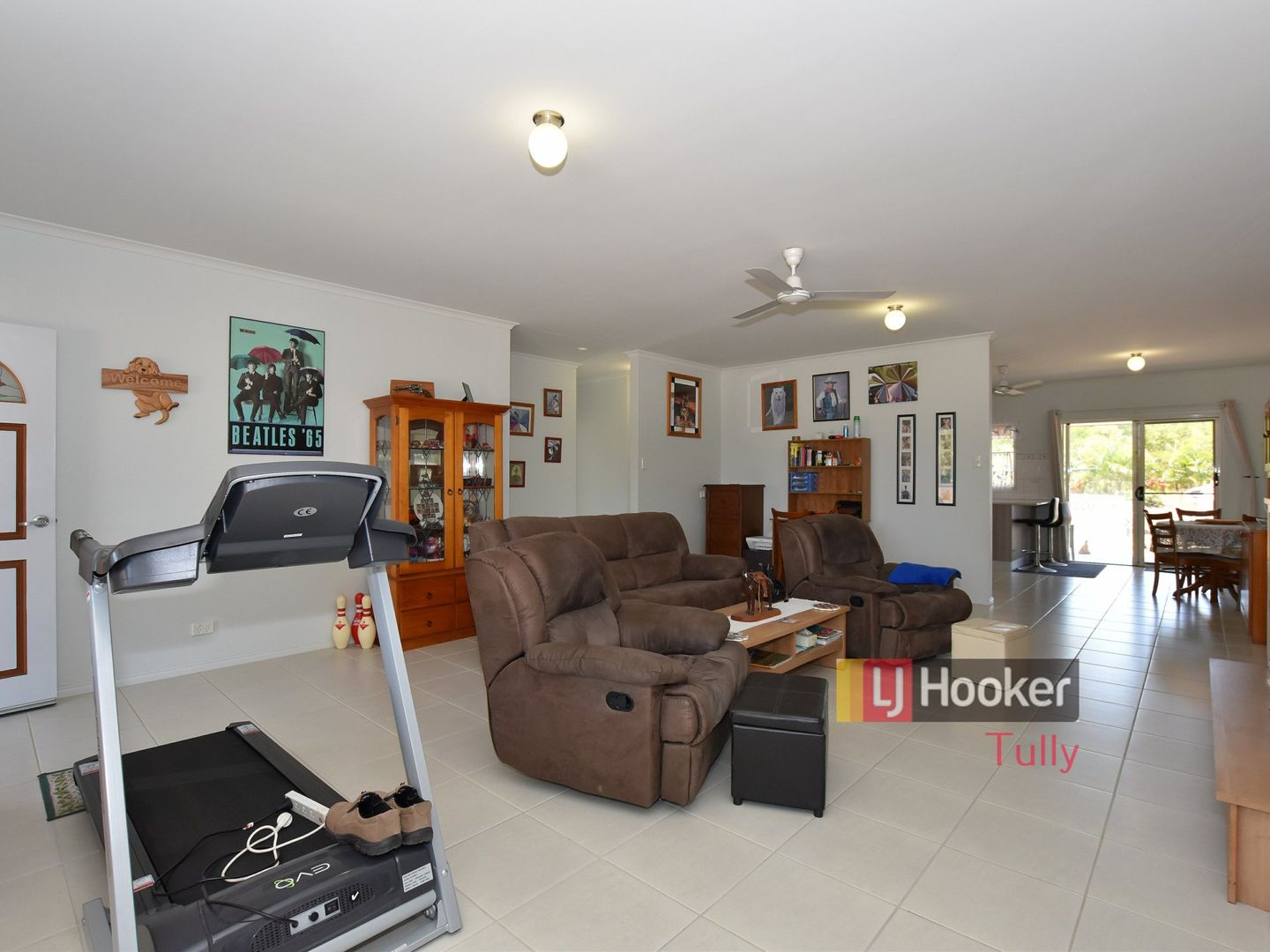 9 Amanda Crescent, Tully Heads QLD 4854, Image 2