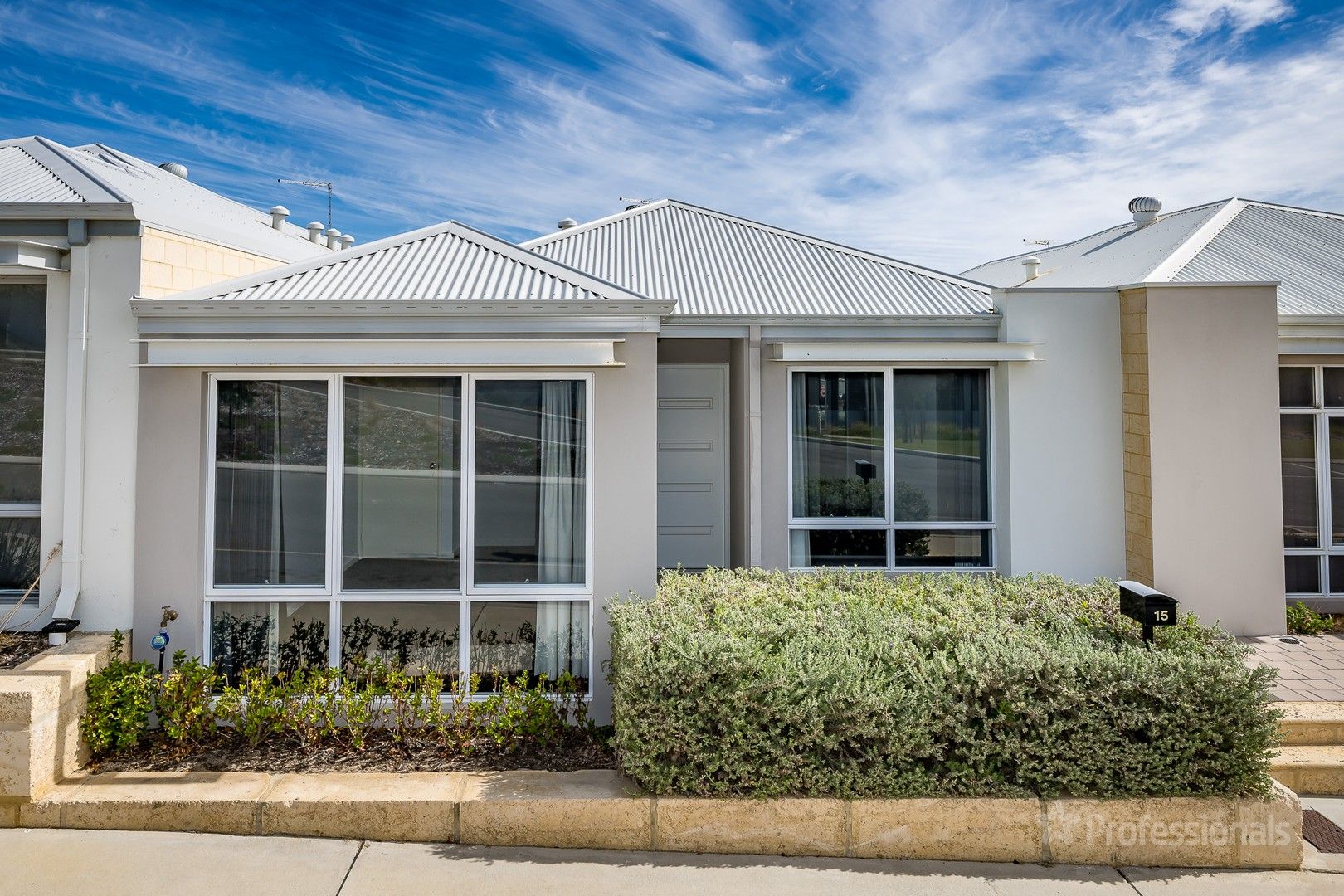 15 Magellan Road, Alkimos WA 6038, Image 0