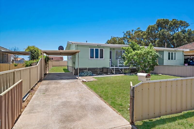 3 bedrooms Duplex in 33A Felicia Street RANGEWAY WA, 6530