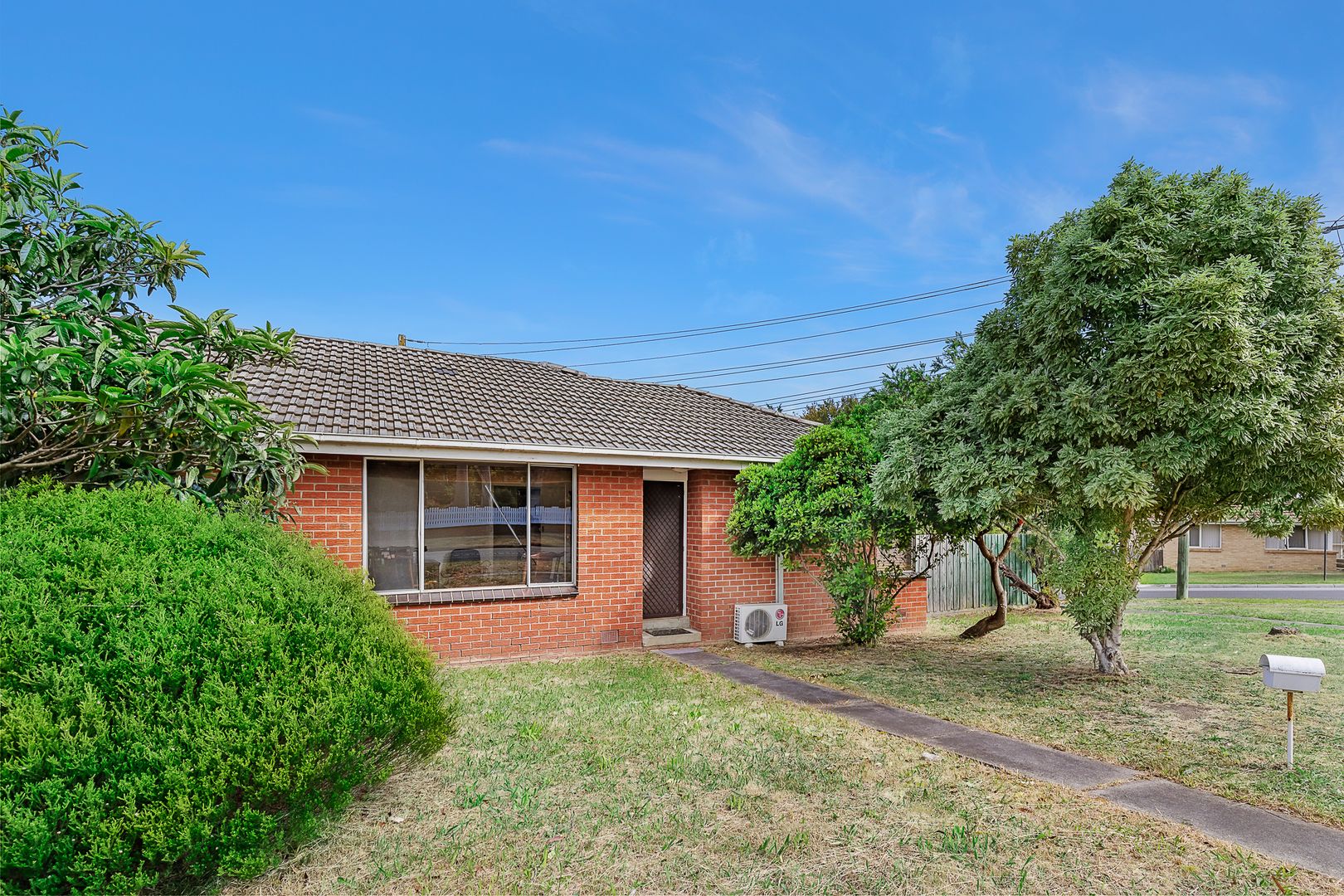 2 bedrooms Terrace in 2/28 Florence Street GLEN WAVERLEY VIC, 3150