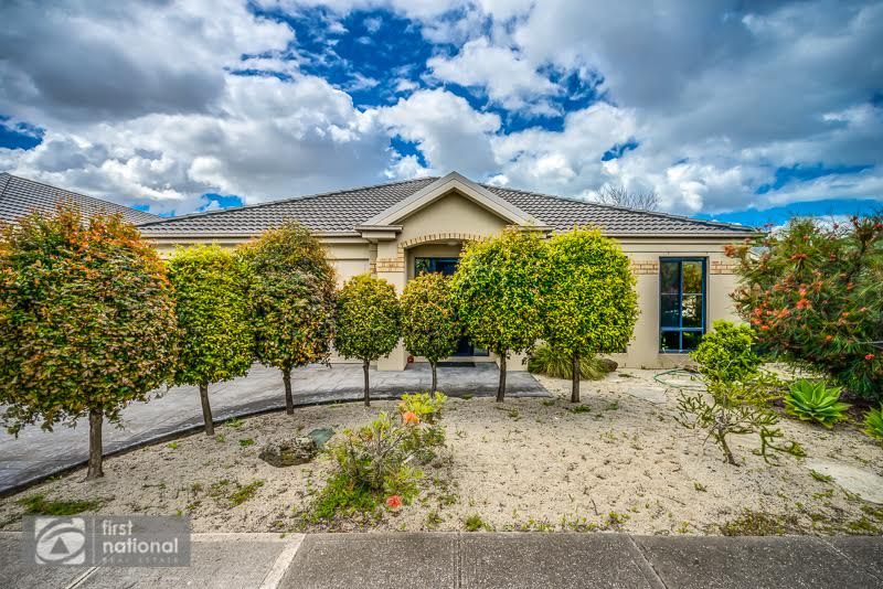 13 Stokes Court, Point Cook VIC 3030, Image 1
