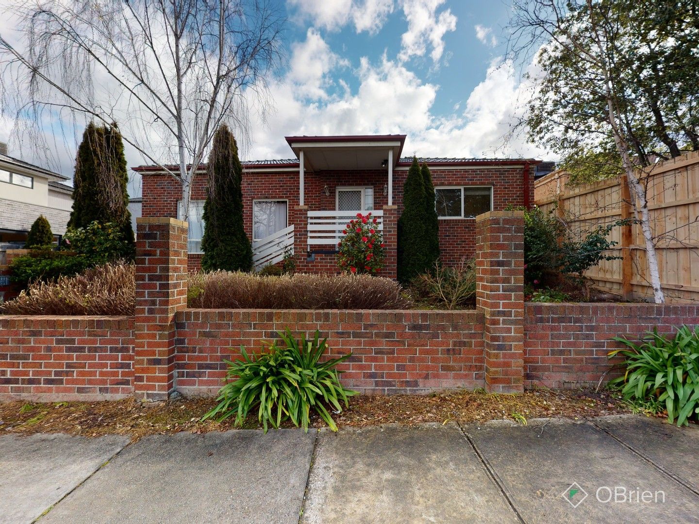 3 bedrooms Apartment / Unit / Flat in 1/166 Wantirna Road RINGWOOD VIC, 3134