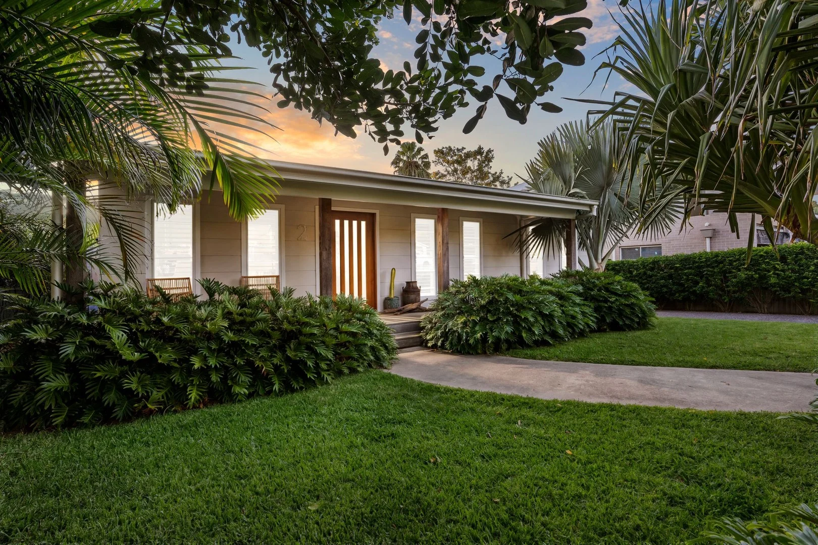 2 Banksia Street, Canton Beach NSW 2263