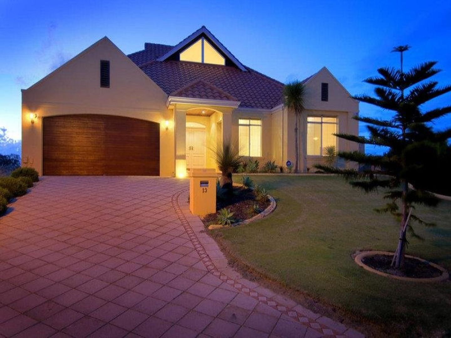 13 Beachview Court Wannanu Property History Address Research Domain