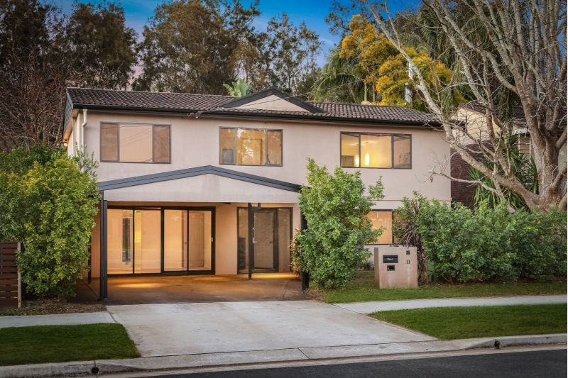 11 Blenheim Avenue, Berkeley Vale Property History & Address Research