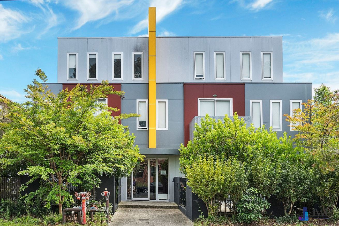 1 bedrooms Apartment / Unit / Flat in 107/41-43 Park Street HAWTHORN VIC, 3122