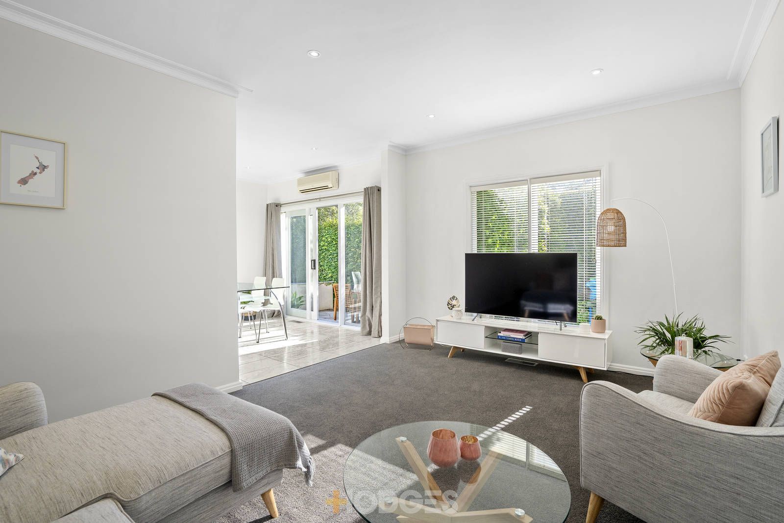 2/5 Cherbourg Avenue, Beaumaris VIC 3193, Image 2