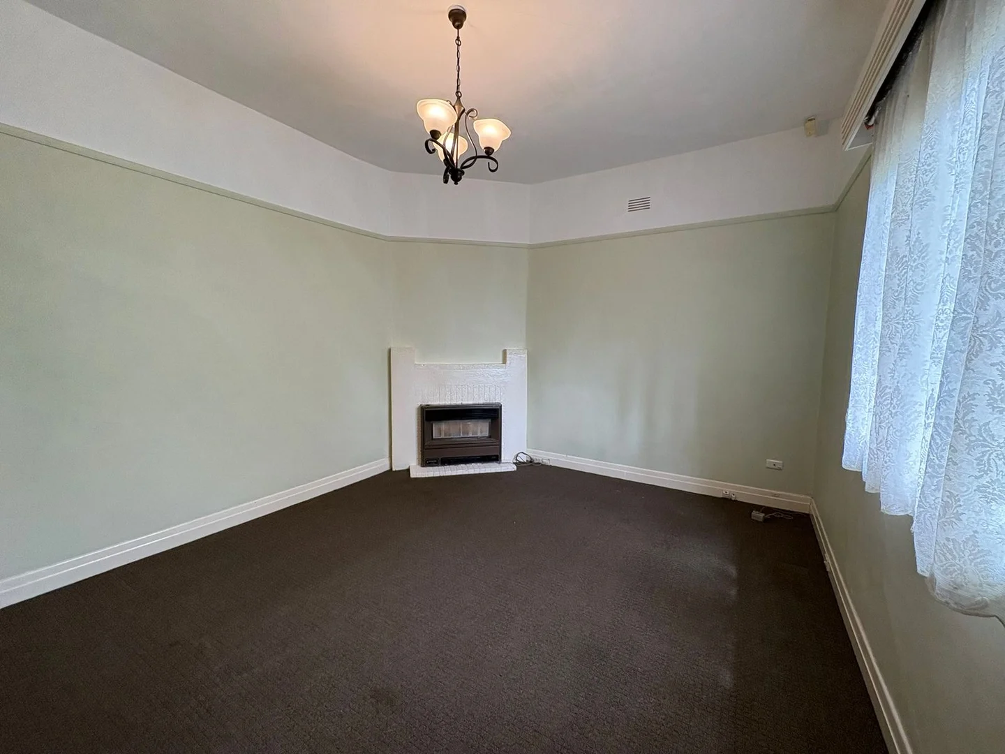 348 Hampshire Crescent, Sunshine VIC 3020 - House For Rent | Domain