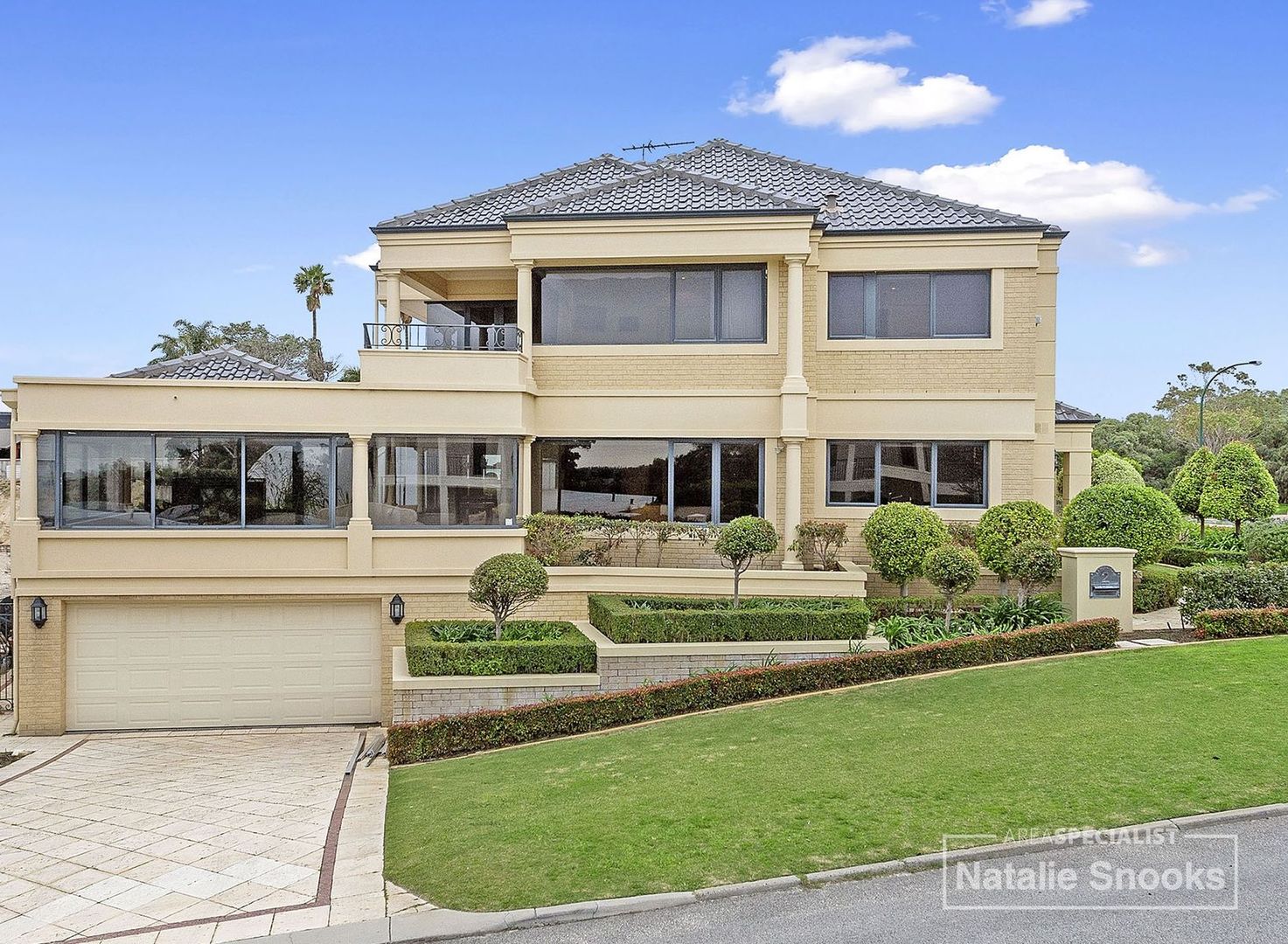 2 Banool Crescent, City Beach WA 6015, Image 2