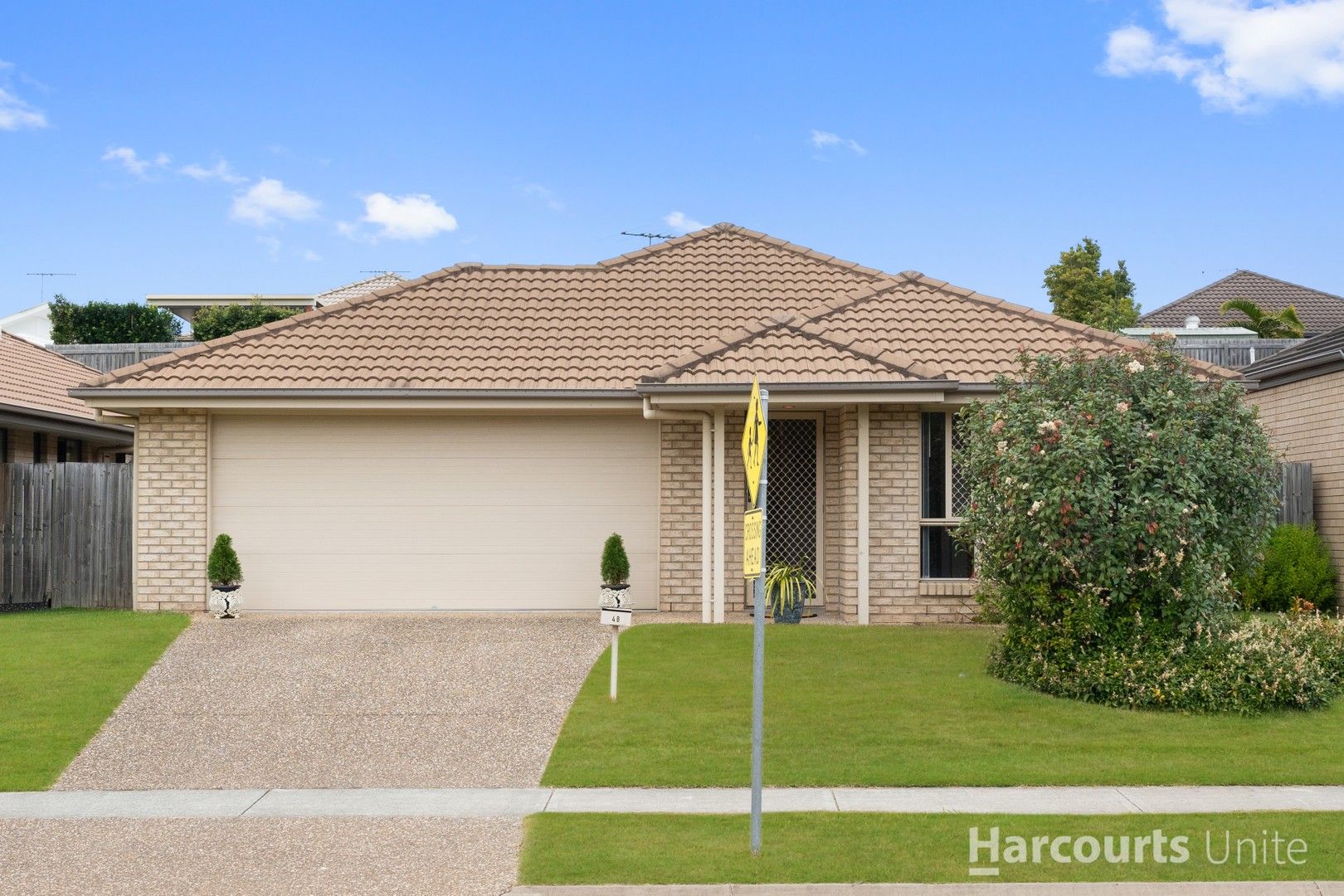 4 bedrooms House in 48 Tesch Road GRIFFIN QLD, 4503