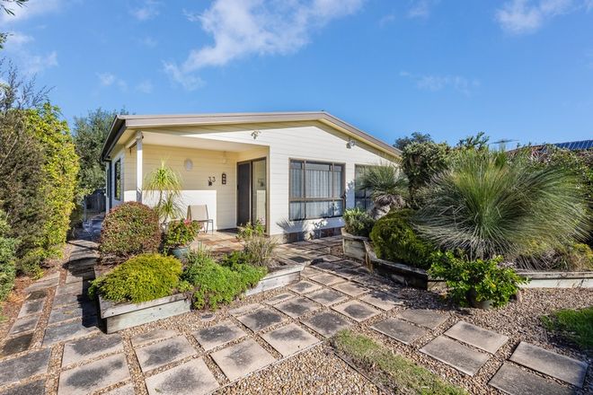 Picture of 33 Belbowrie Parade, MALONEYS BEACH NSW 2536