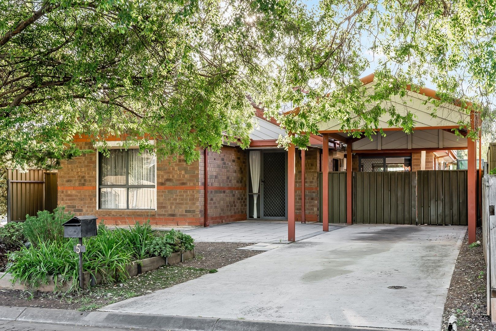 3 bedrooms House in 5 Millikan Court ANDREWS FARM SA, 5114
