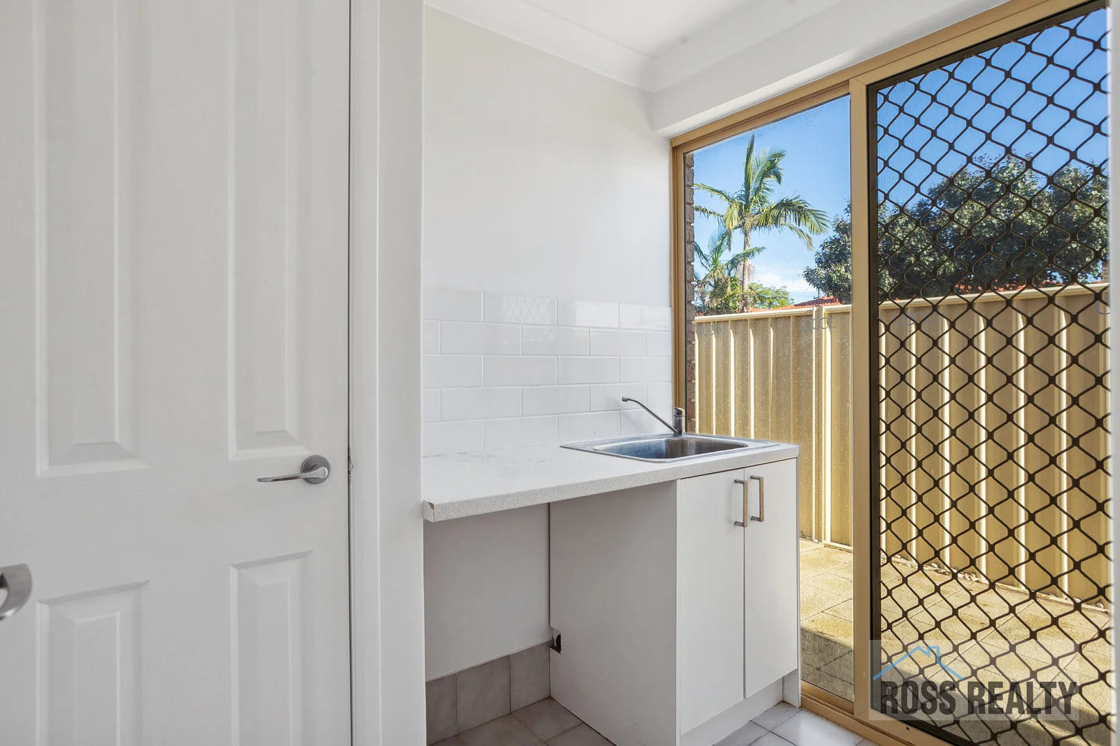 Additional image 11 of 2/5 Camden Street, Dianella WA 6059