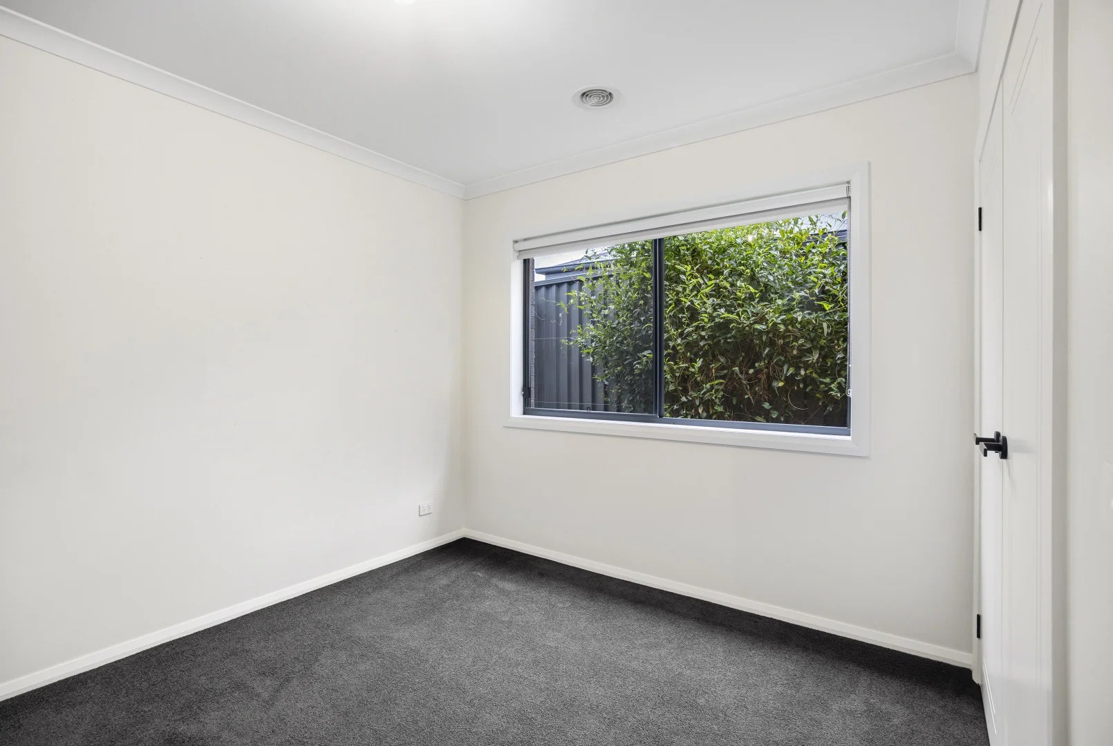 Additional image 6 of 8 Estlley Court, Canadian VIC 3350