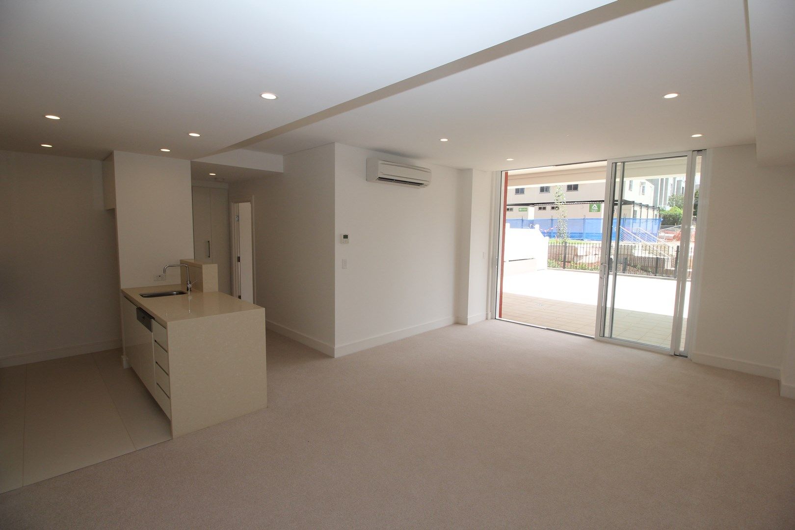 211/2 Palm Avenue, Breakfast Point NSW 2137, Image 1