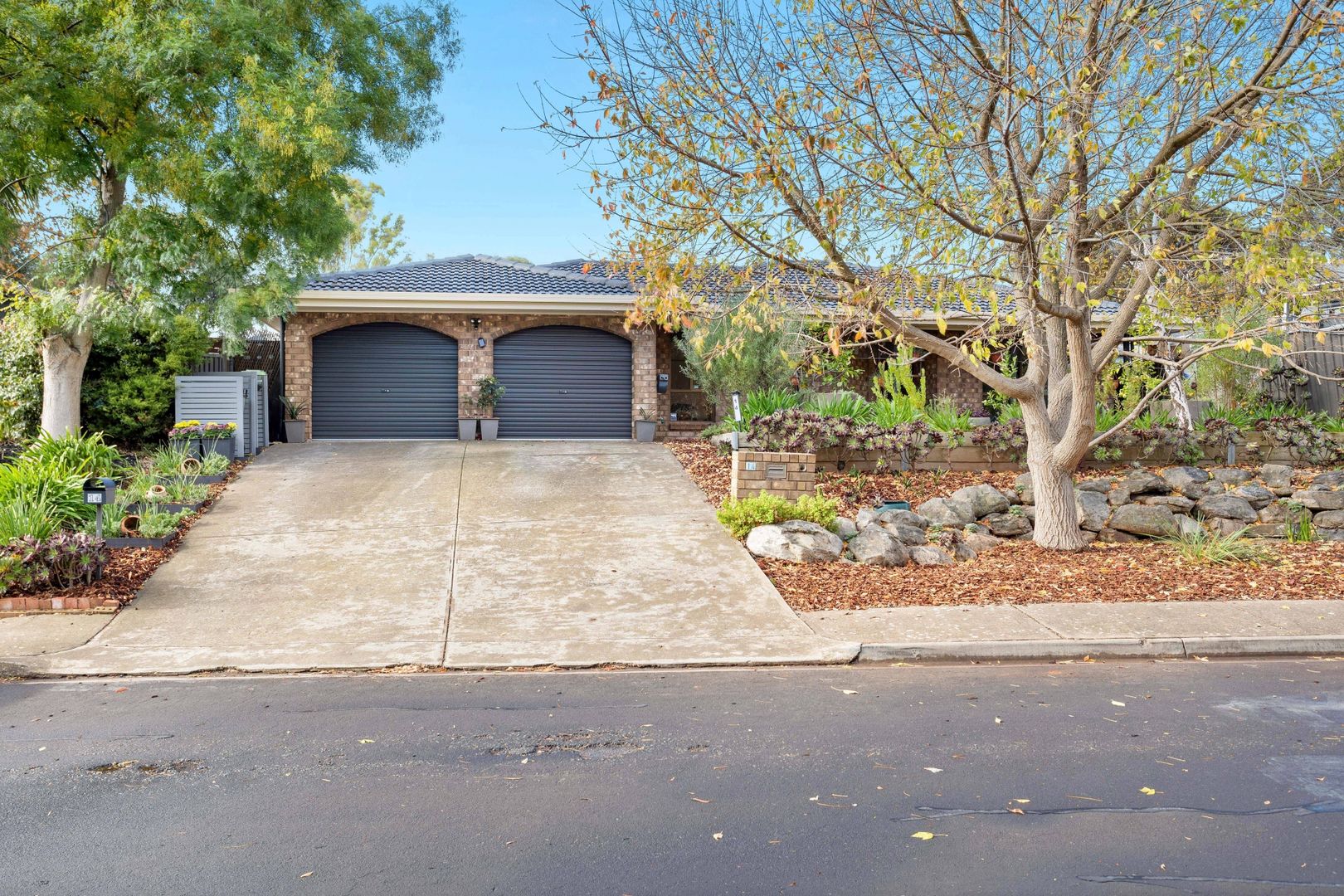 14 Victoria Avenue, Woodcroft SA 5162, Image 1