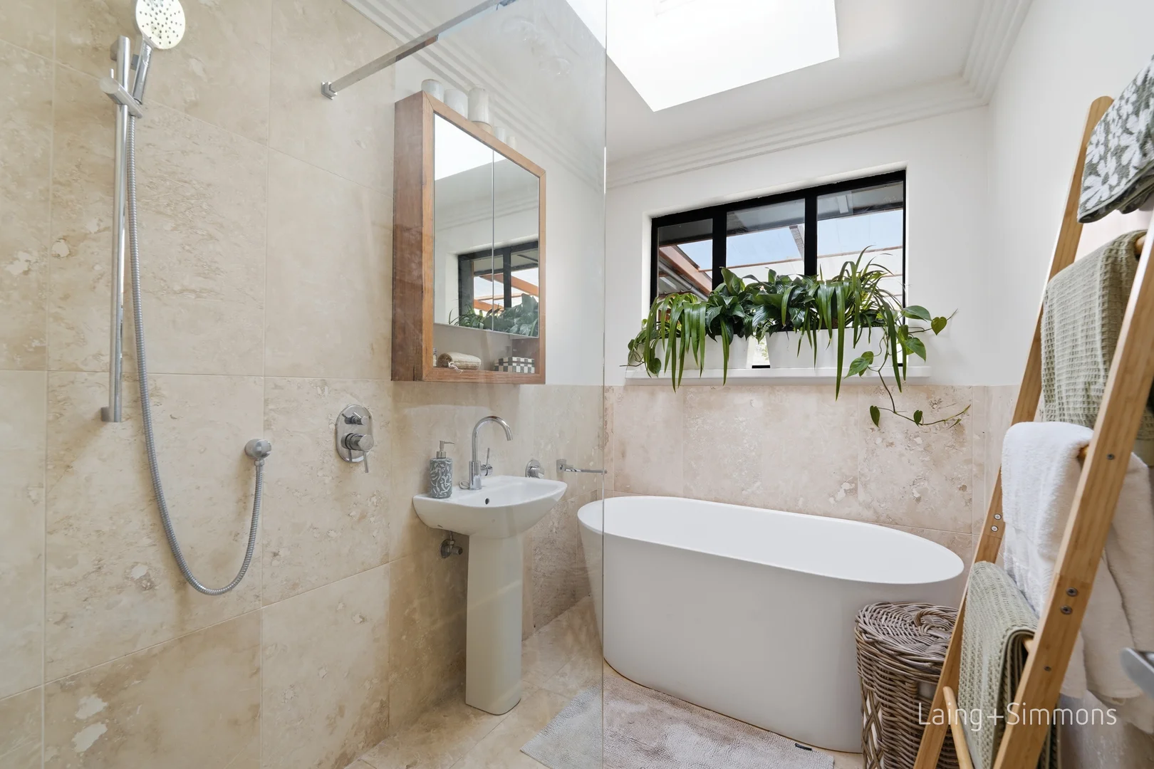 Additional image 9 of 39 Kurrawatha Avenue, Armidale NSW 2350