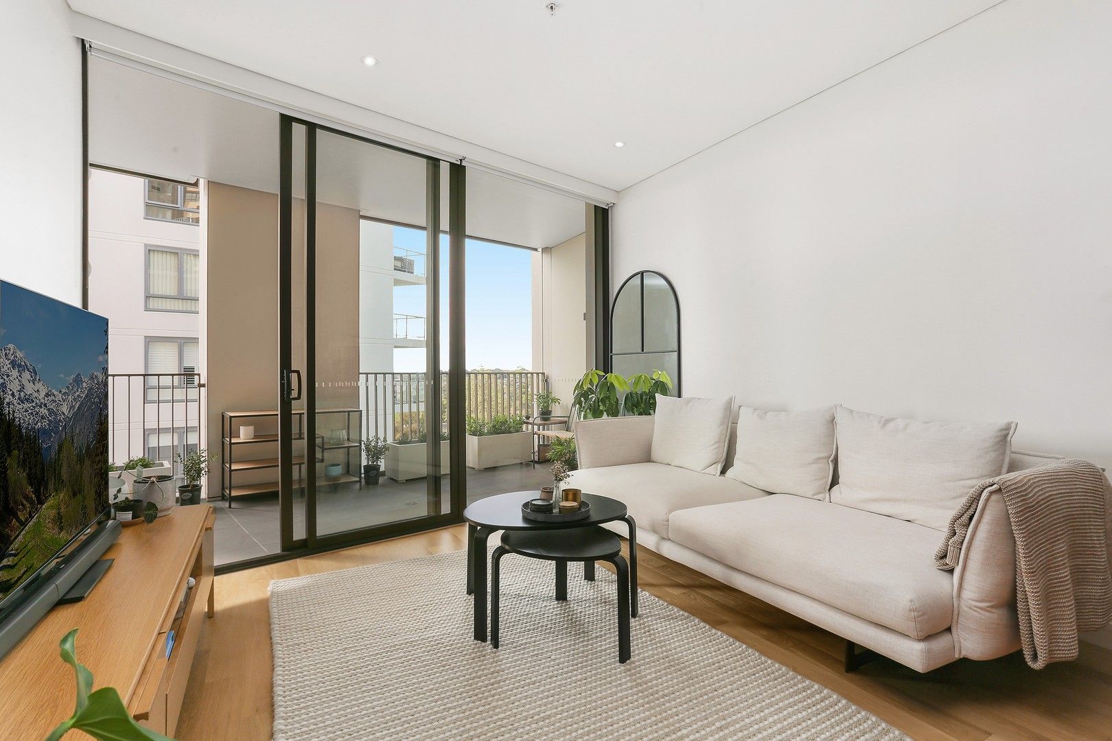 1 bedrooms Apartment / Unit / Flat in 405/568 Oxford Street BONDI JUNCTION NSW, 2022