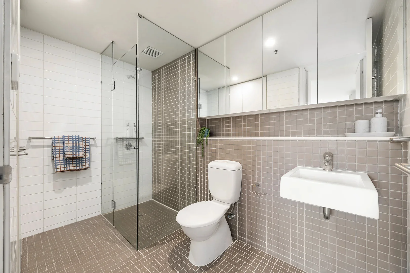 Additional image 9 of 603/8 McCrae Street, Docklands VIC 3008