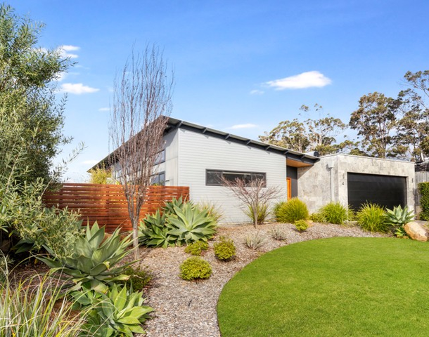 4 Frohawk Loop, Margaret River WA 6285