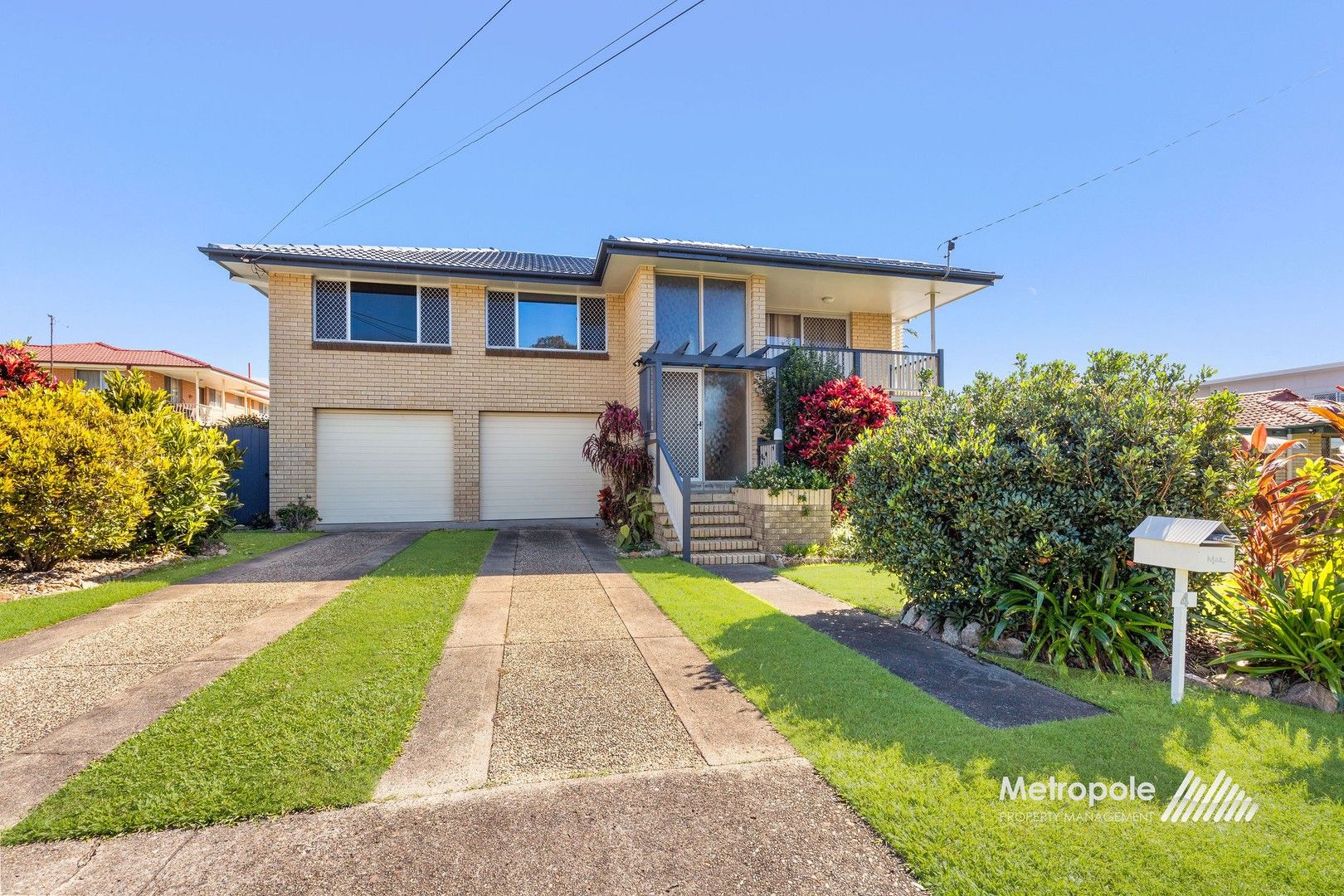 3 bedrooms House in 4 Winston Street WYNNUM WEST QLD, 4178