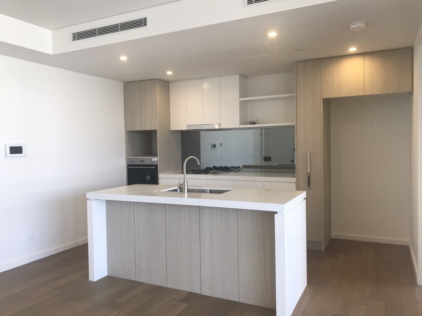 2 bedrooms Apartment / Unit / Flat in A1106/7-9 Kent Road MASCOT NSW, 2020