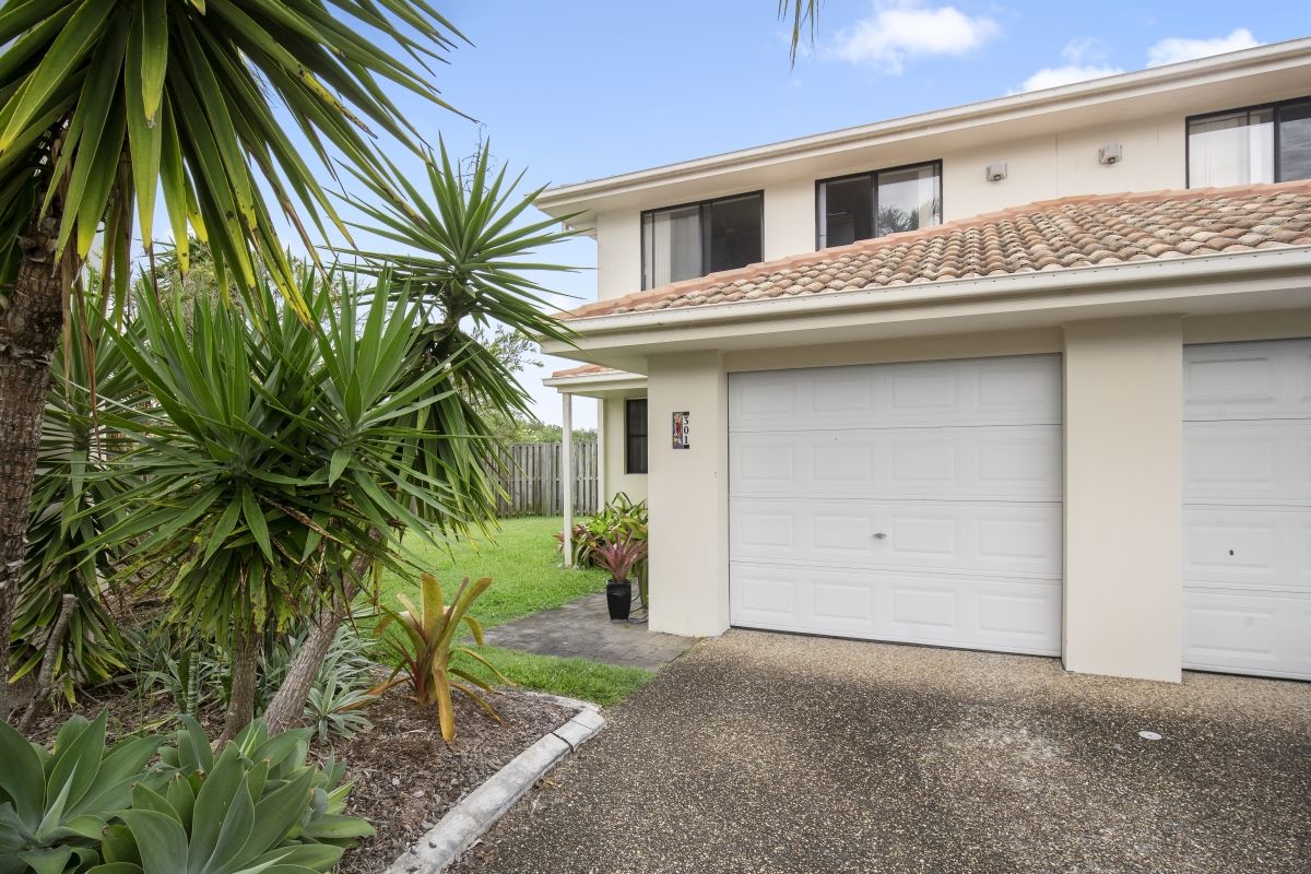 301/2 Gentian Drive, Arundel QLD 4214, Image 0