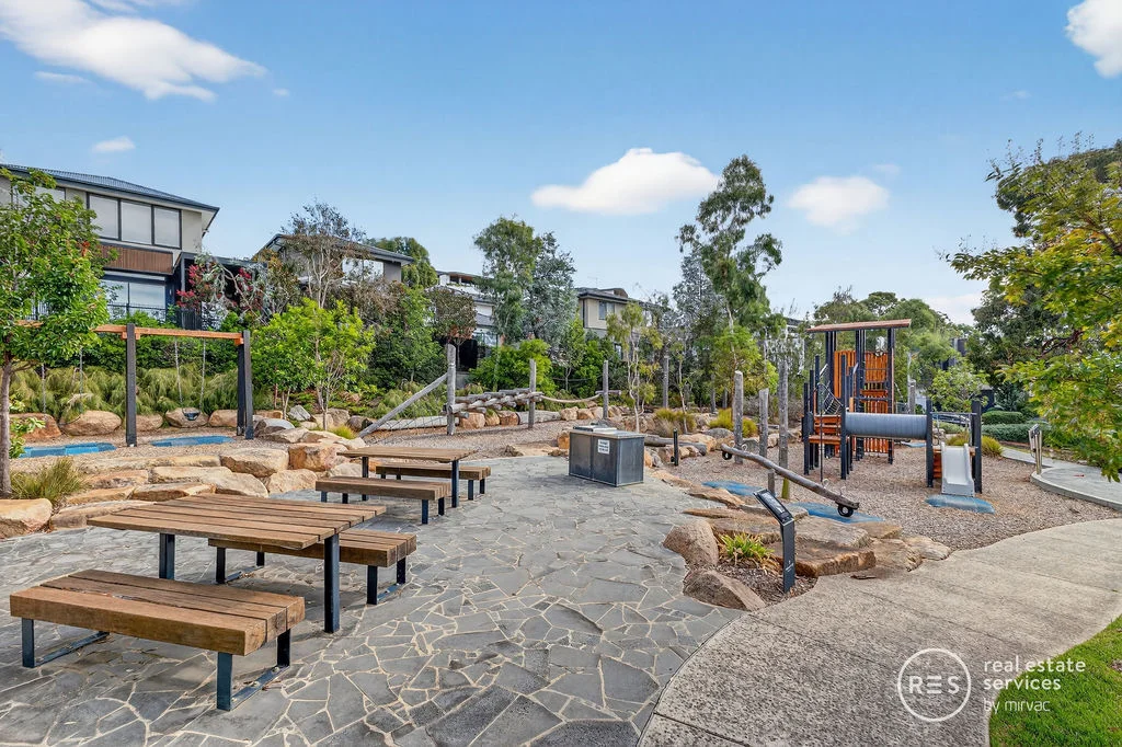 Additional image 21 of 5 Makybe Walk, Doncaster VIC 3108