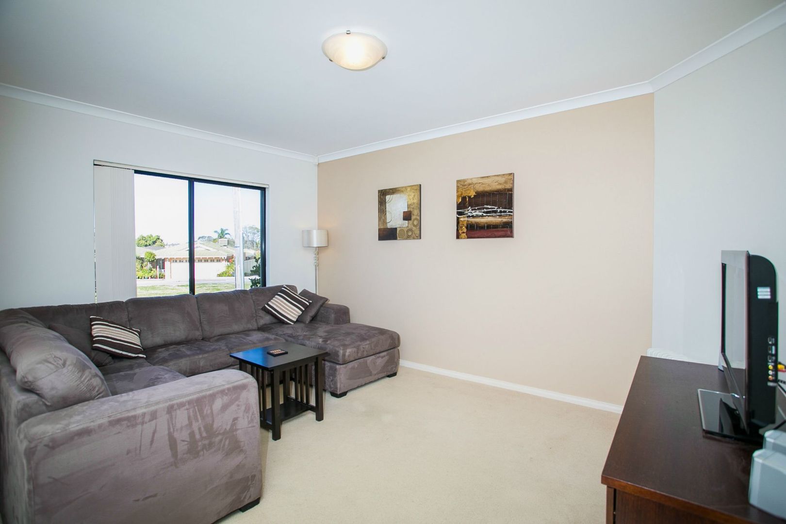 13a May Drive, Nollamara WA 6061, Image 2