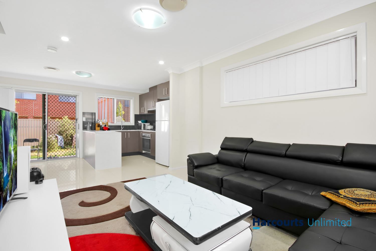 8 Gobi Glade, Plumpton NSW 2761, Image 2