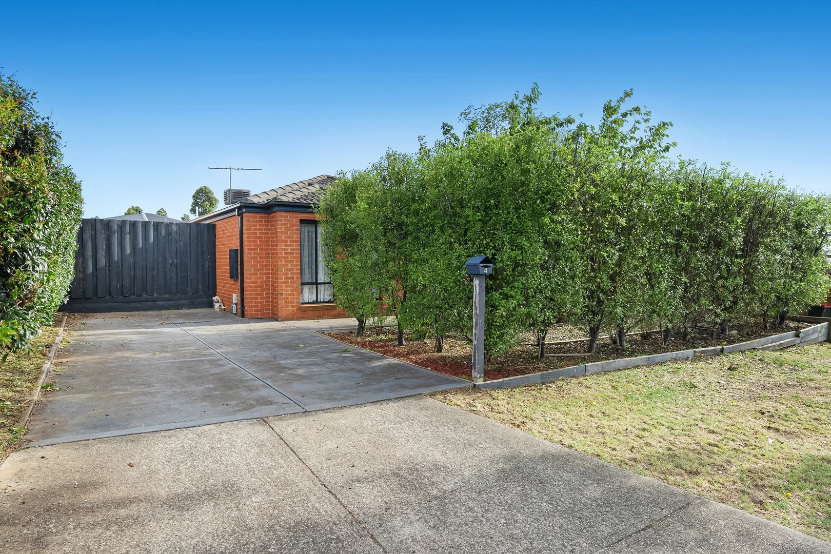 4 Baker Street, Darley VIC 3340