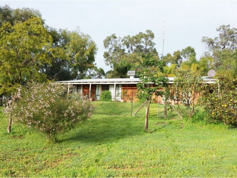 4548 Great Eastern Highway, Bakers Hill WA 6562, Image 1