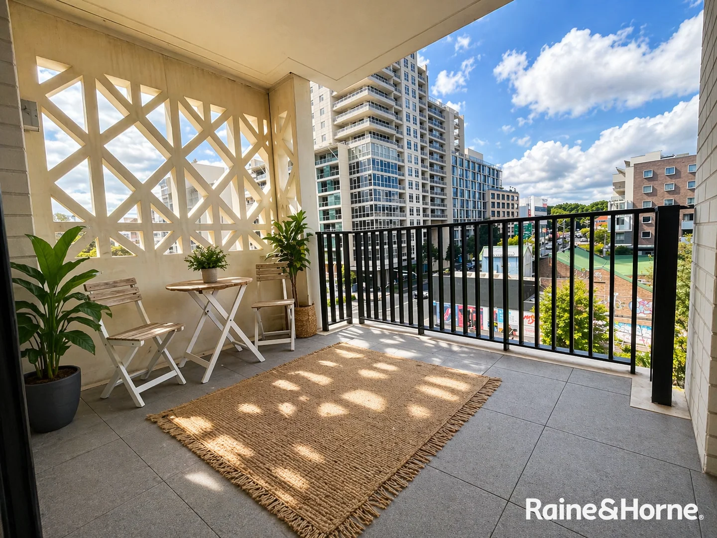 Additional image 4 of 2402/17 Lachlan St, Waterloo NSW 2017