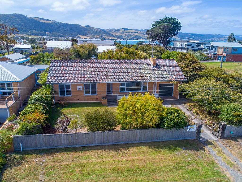 36 Gambier Street, Apollo Bay VIC 3233 Domain