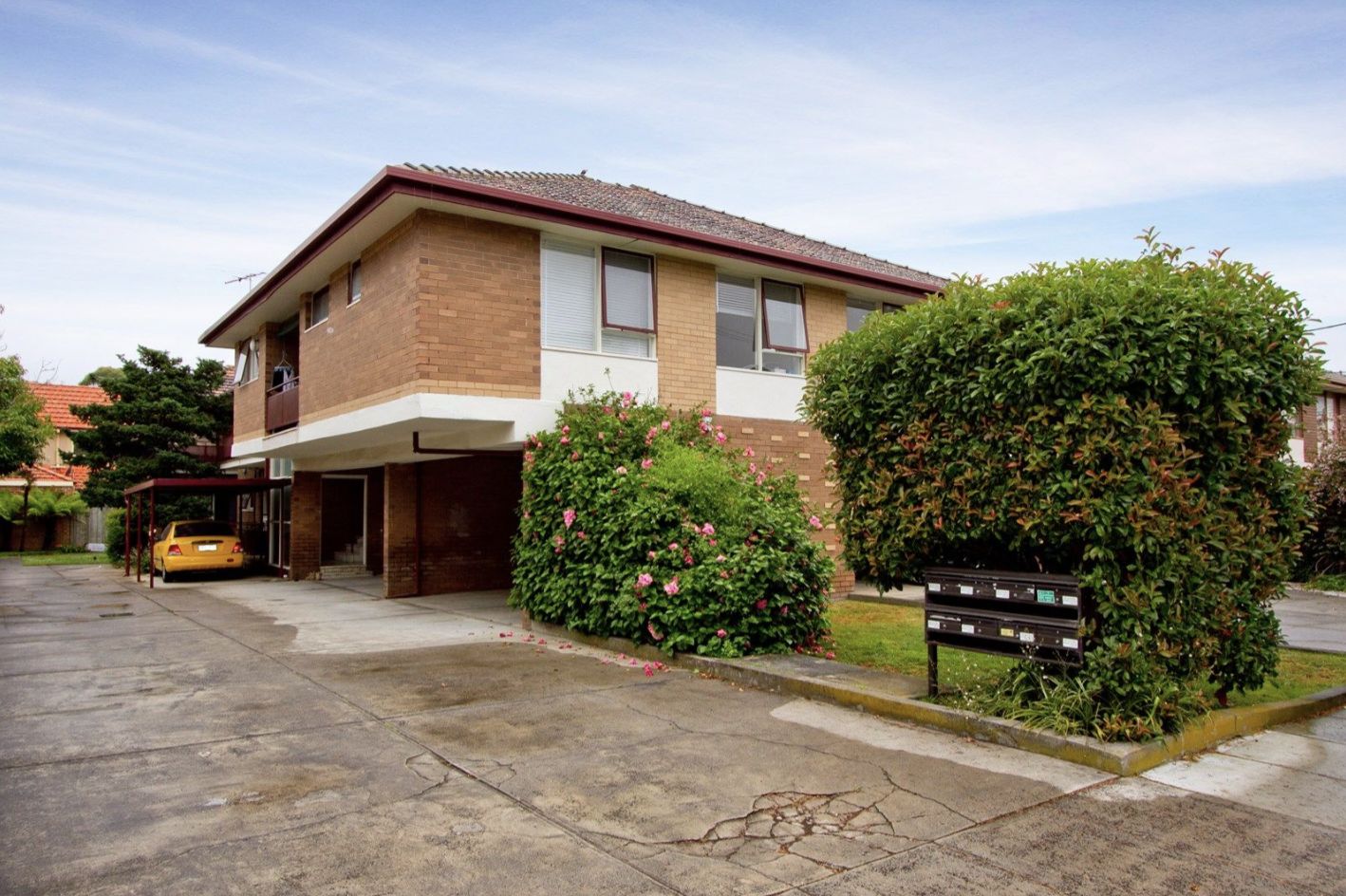 1 bedrooms Apartment / Unit / Flat in 6/12 Roseberry Grove GLEN HUNTLY VIC, 3163