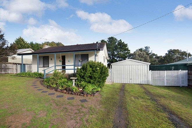 Picture of 14 Lock Street, SMYTHESDALE VIC 3351