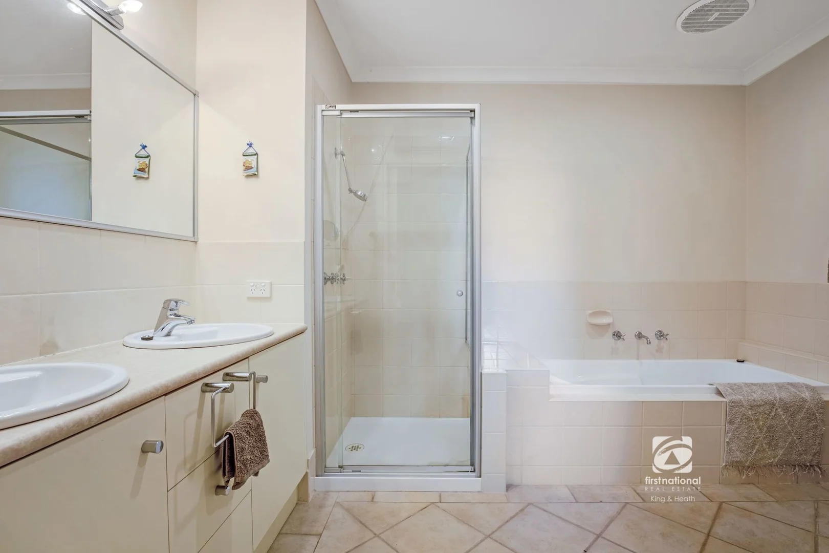 Additional image 9 of 1/32 Aquarius Way, Paynesville VIC 3880