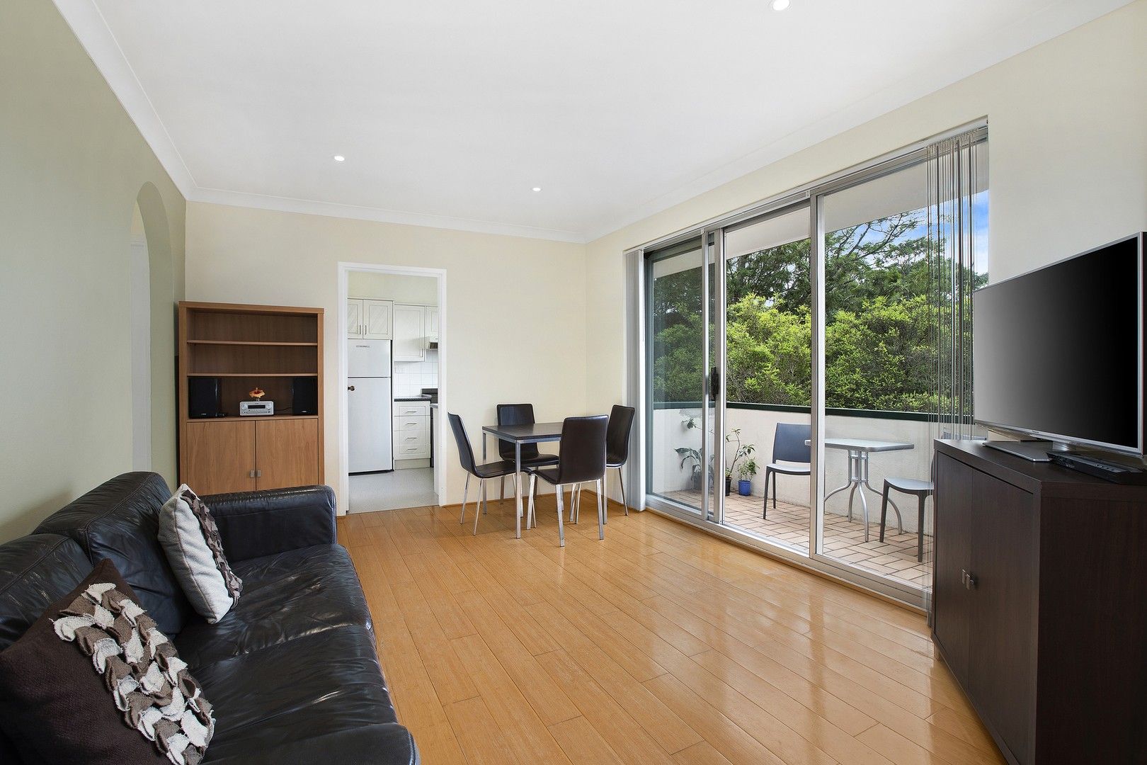 2 bedrooms Apartment / Unit / Flat in 6/170 Mount Street COOGEE NSW, 2034