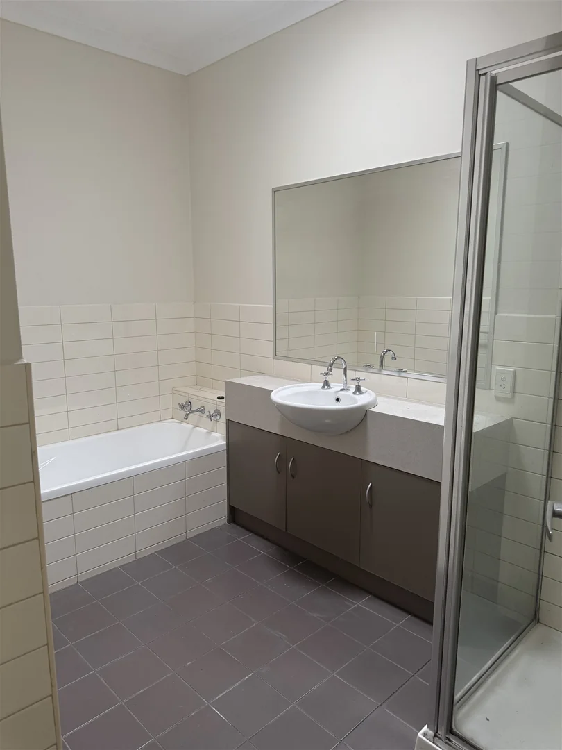 Sydenham VIC 3037 photo 5
