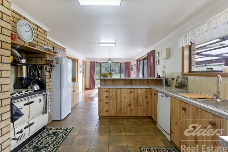 64 Deviot Road, Robigana TAS 7275, Image 2